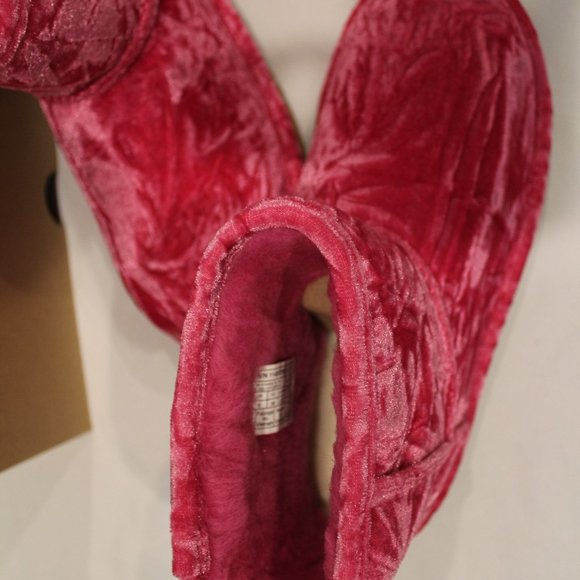 NIB YOUTH 5 6 WOMEN'S‎ 7 8 MINI VELVET RASPBERRY PINK ANKLE BOOTS BOOTIES - Picture 7 of 7